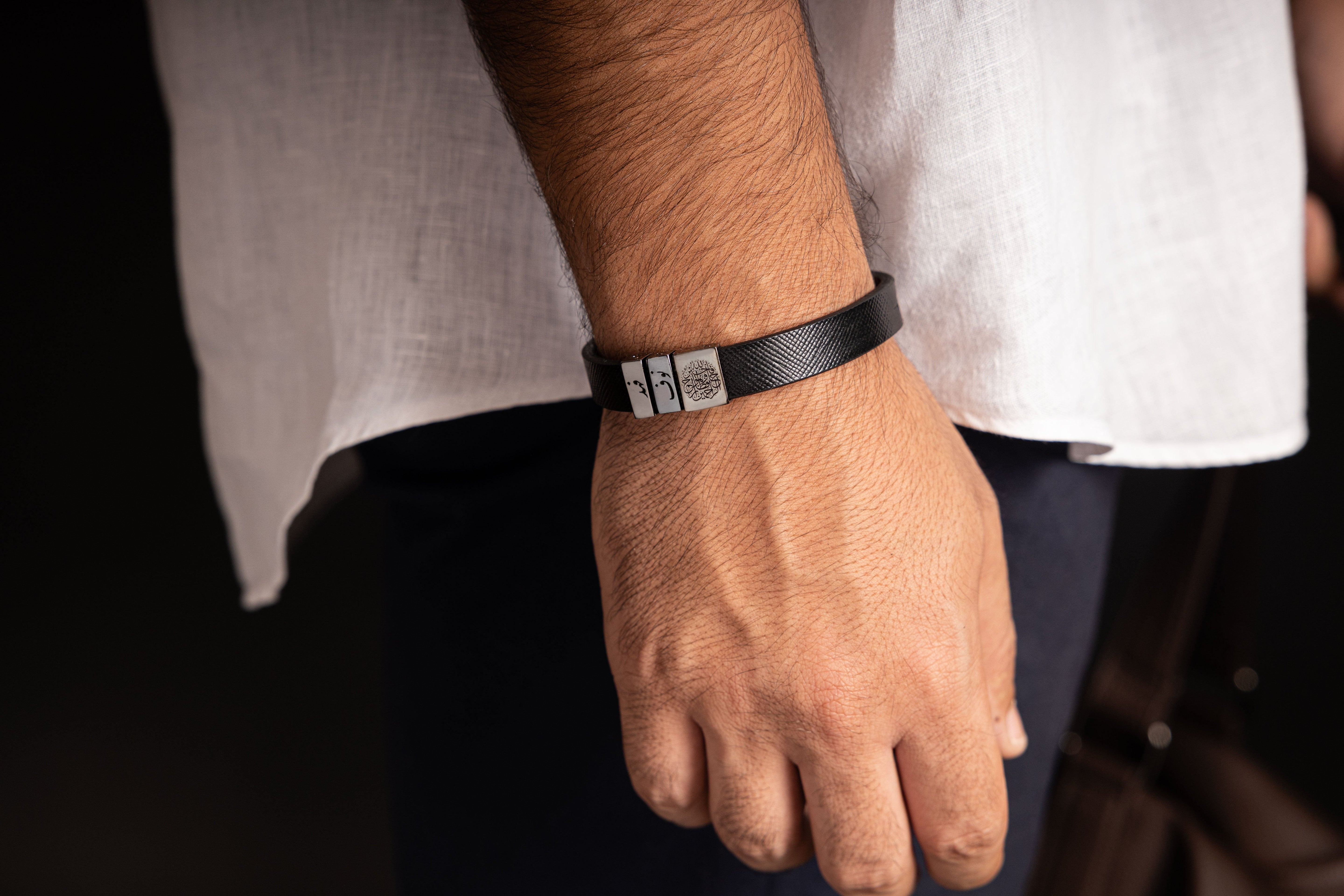 For him wide band / Nero